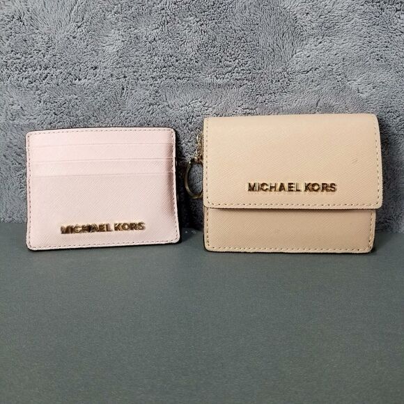 Michael Kors Women's Wallet  lot of 2 mini wallet Mini Bag - Picture 1 of 11
